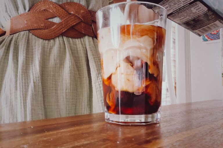 Gift Guide for Coffee Lovers: 10 Best Coffee Gifts on Amazon